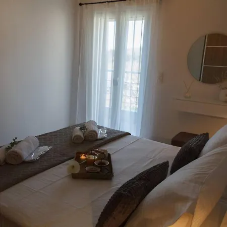 Like Home Luxury House,Near Archaeological Museum Agioi Deka  Extérieur photo